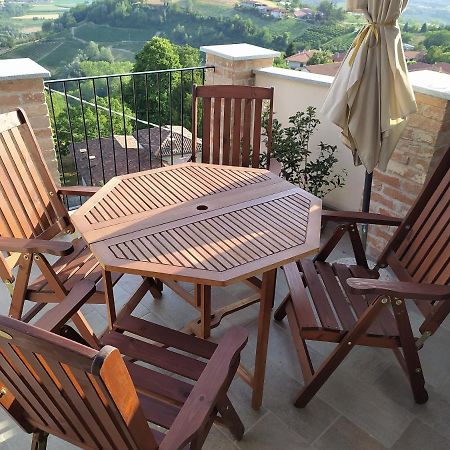 Casa Mantel Holiday Home Panoramic View In Langhe Novello Exteriör bild